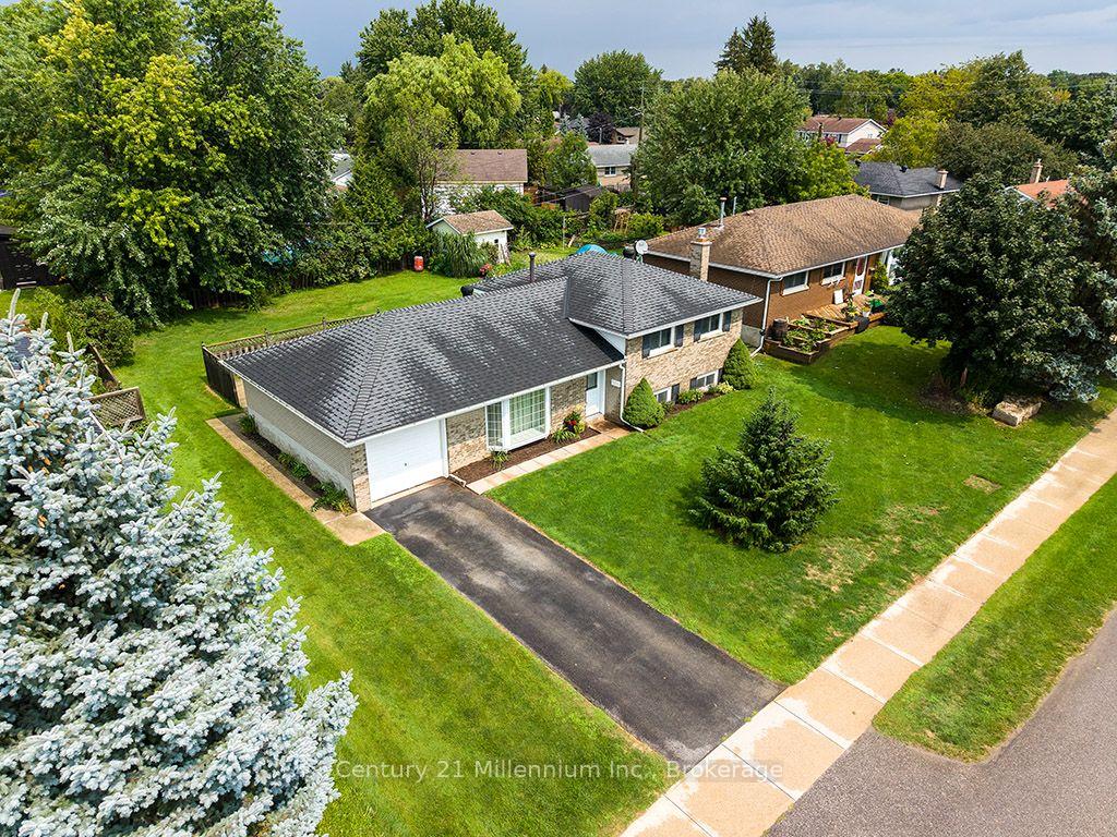 Photo 4 of 631 Cameron Street, Collingwood — HOMEH