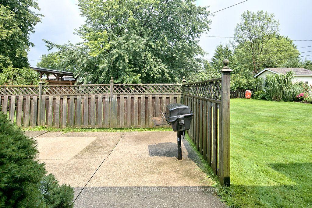 Photo 31 of 631 Cameron Street, Collingwood — HOMEH