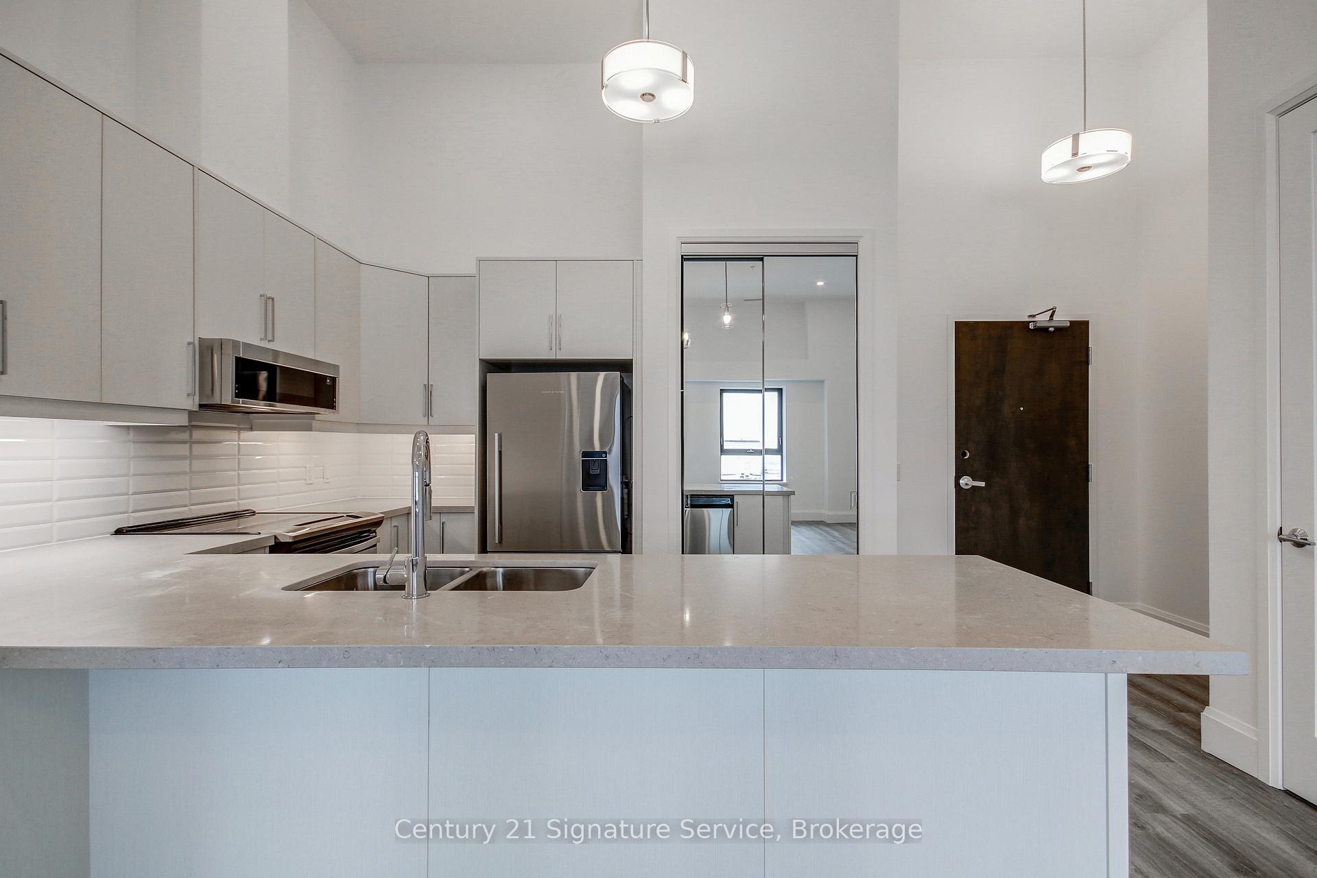 Photo 9 of Unit LPH16, 118 King Street, Hamilton, Beasley — HOMEH