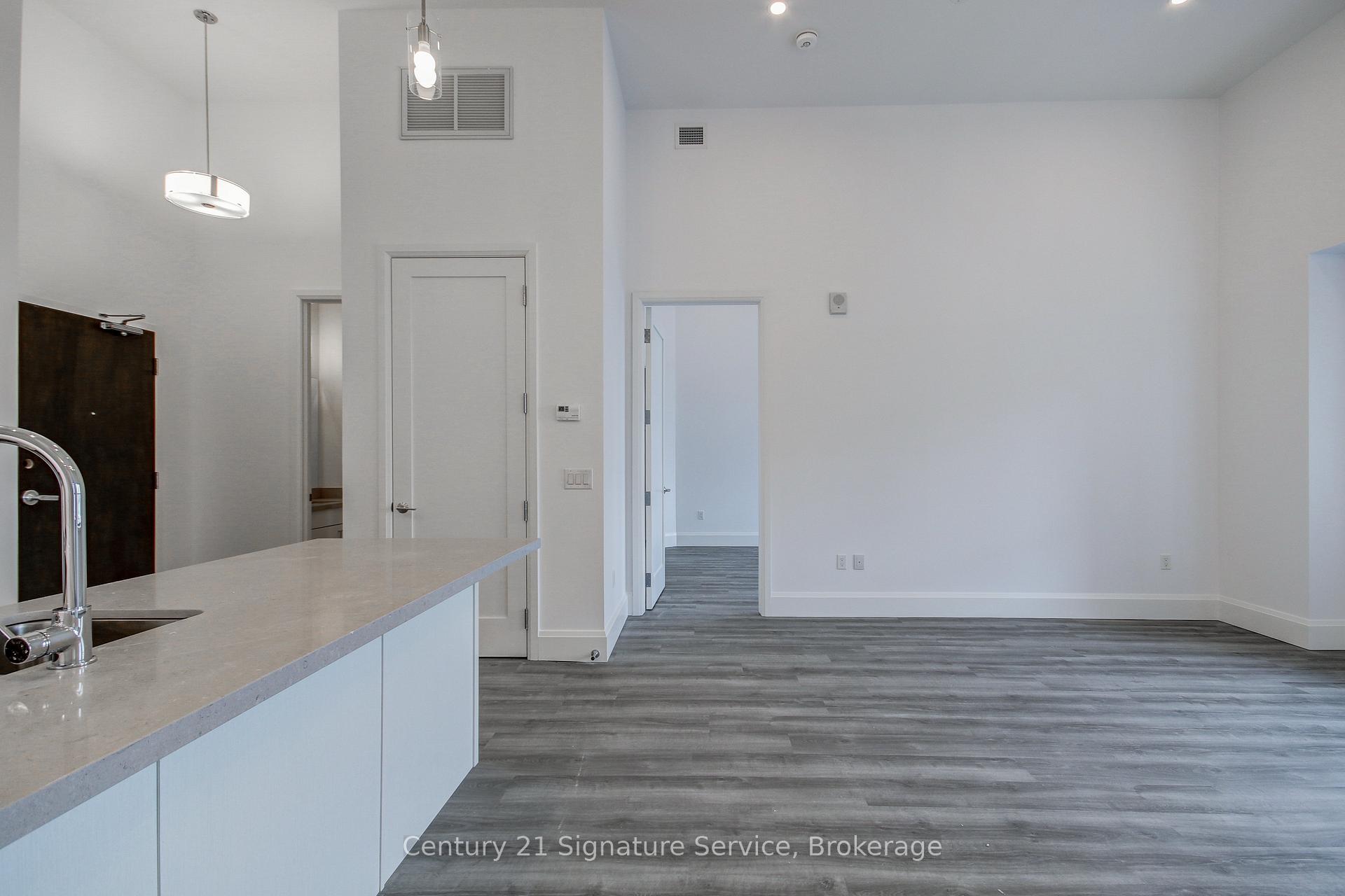Photo 16 of Unit LPH16, 118 King Street, Hamilton, Beasley — HOMEH