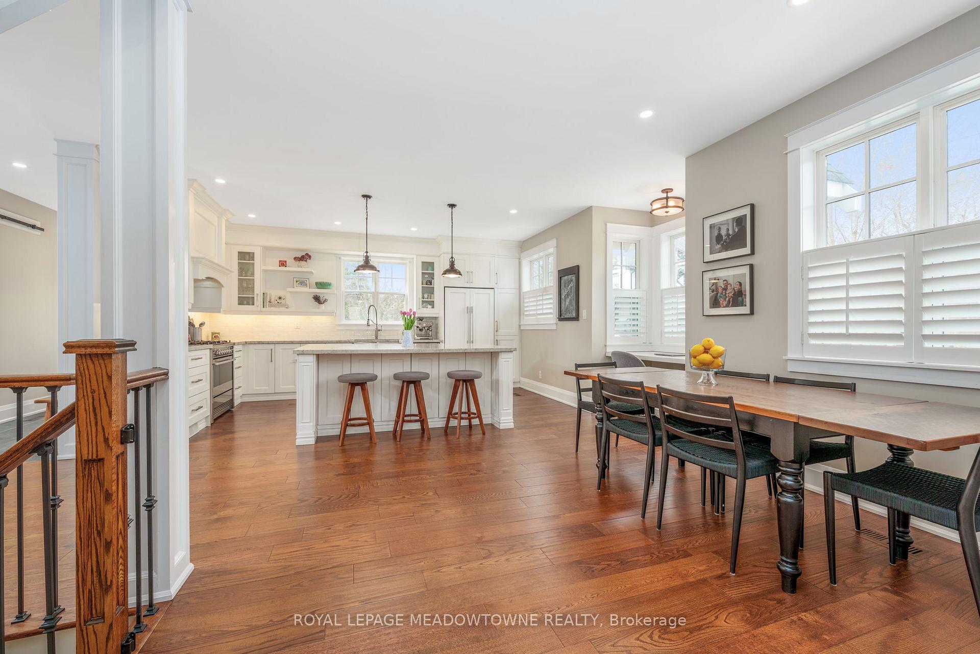 Photo 2 of 2 Bennett Place, Halton Hills, Glen Williams — HOMEH