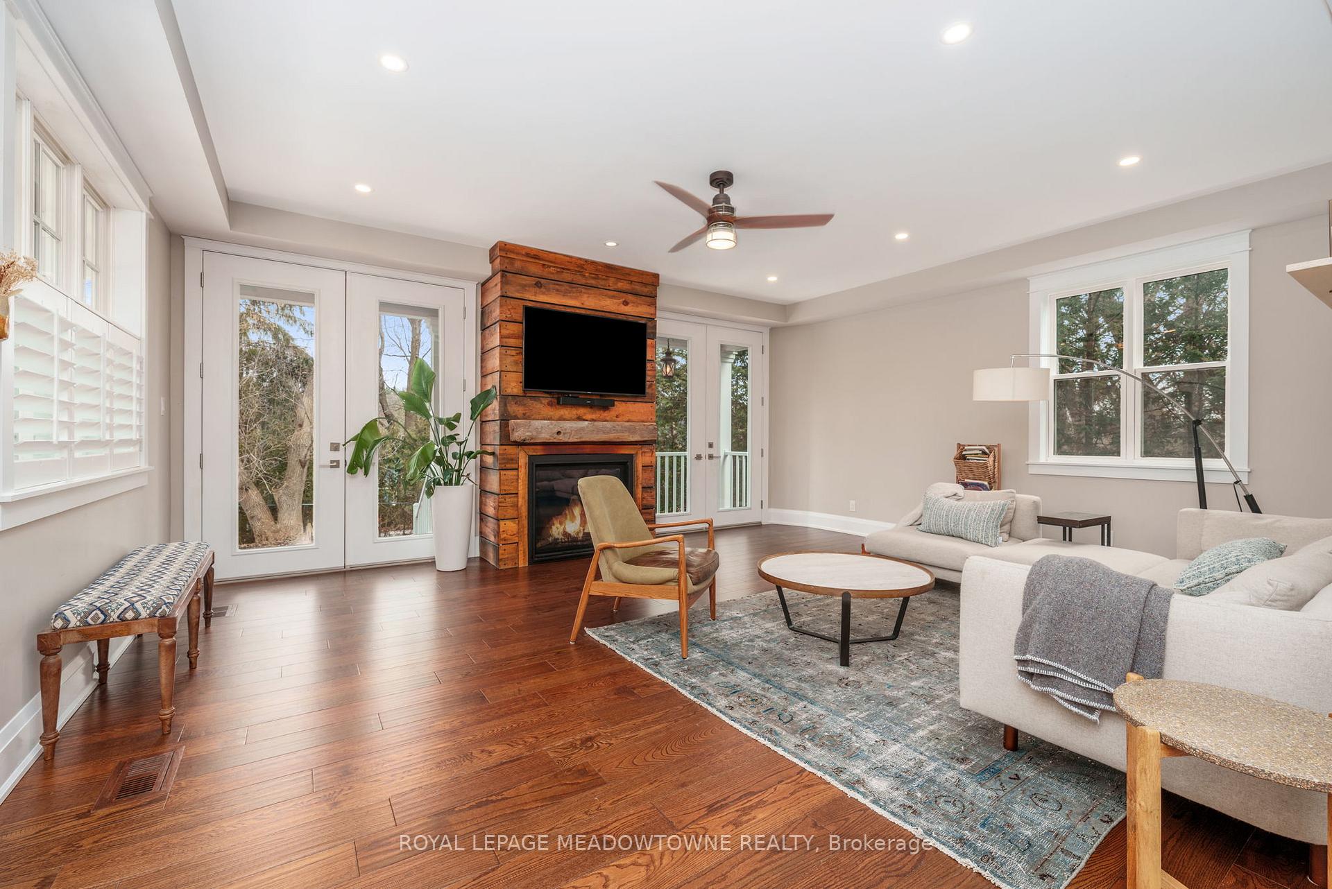Photo 8 of 2 Bennett Place, Halton Hills, Glen Williams — HOMEH