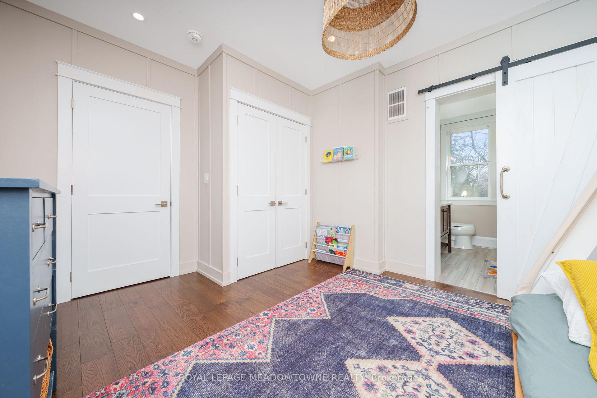 Photo 19 of 2 Bennett Place, Halton Hills, Glen Williams — HOMEH