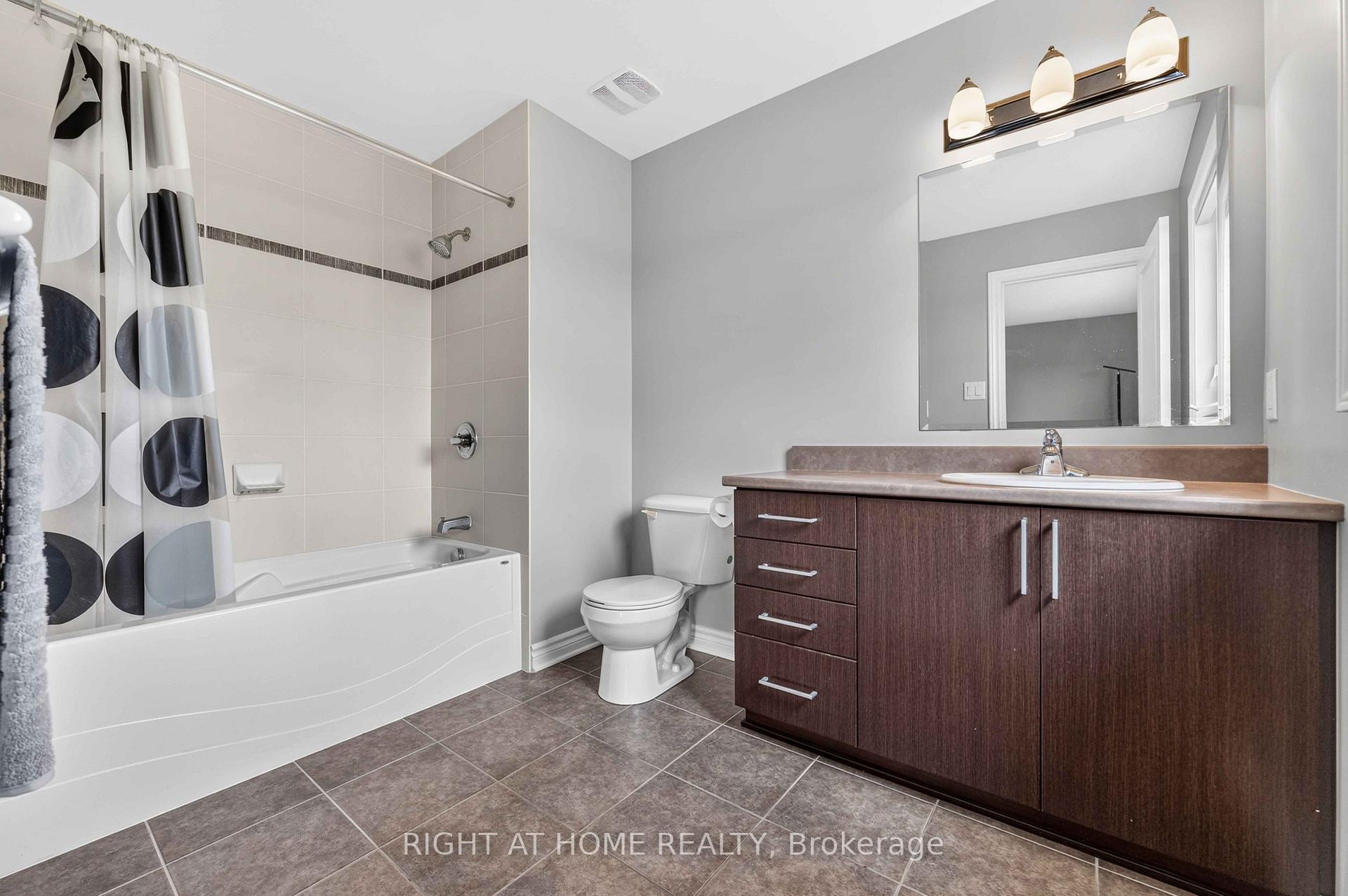 Photo 23 of 490 Barrick Hill Road, Ottawa, Kanata - Emerald Meadows/Trailwest — HOMEH