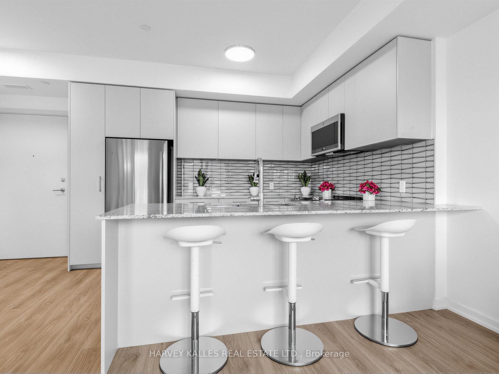 Photo 3 of Unit 329, 101 Cathedral High Street, Markham, Cathedraltown — HOMEH