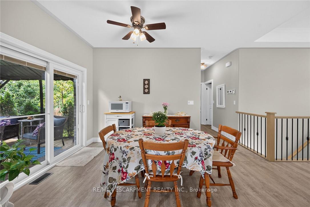 Photo 18 of 26 Stonebridge Place, Norfolk, Simcoe — HOMEH