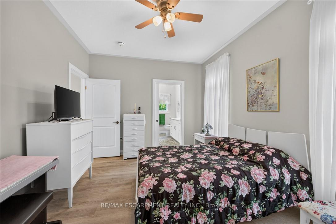 Photo 22 of 26 Stonebridge Place, Norfolk, Simcoe — HOMEH