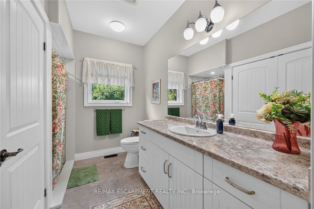 Photo 24 of 26 Stonebridge Place, Norfolk, Simcoe — HOMEH