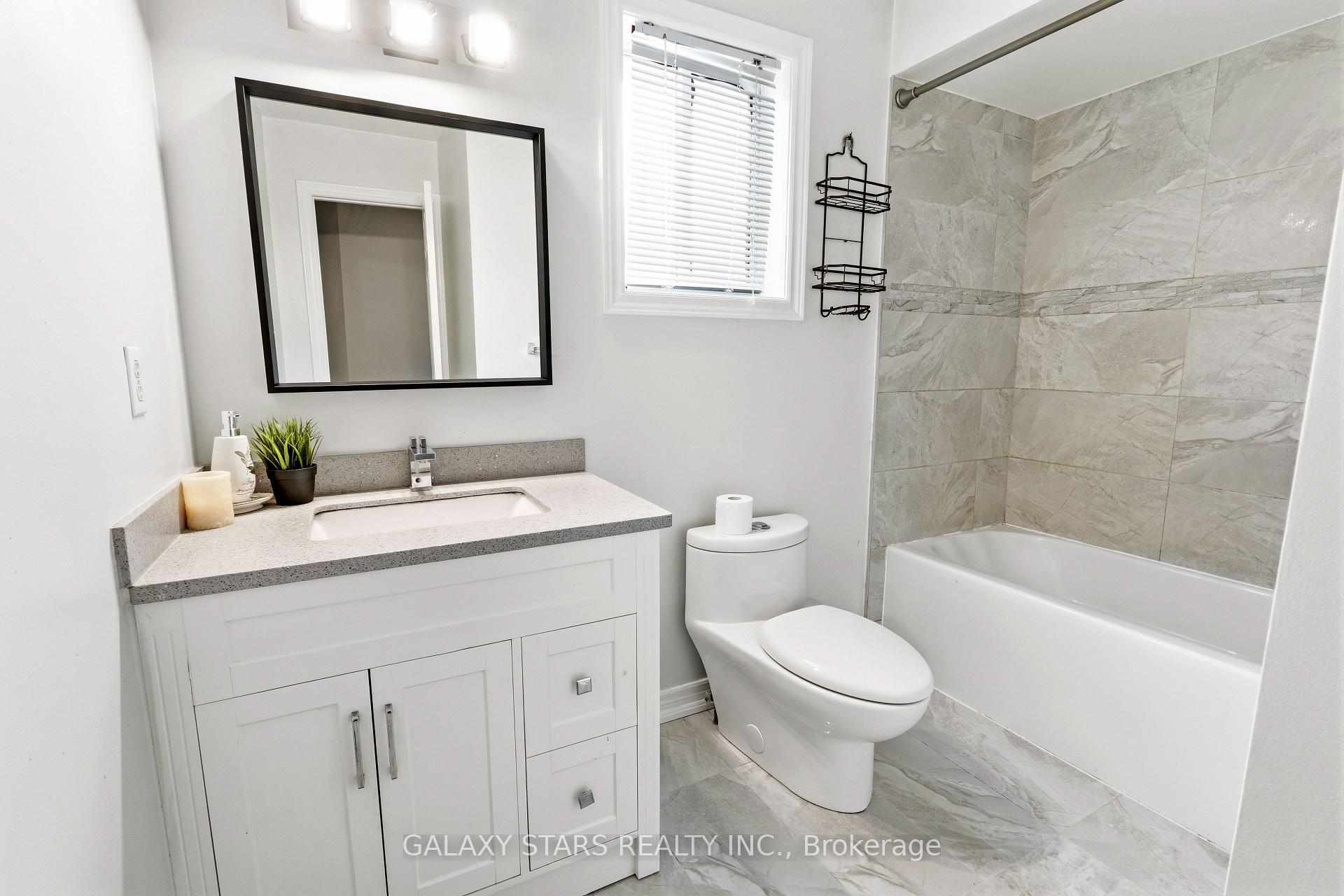 Photo 20 of 124 Amberview Drive, Georgina, Keswick South — HOMEH