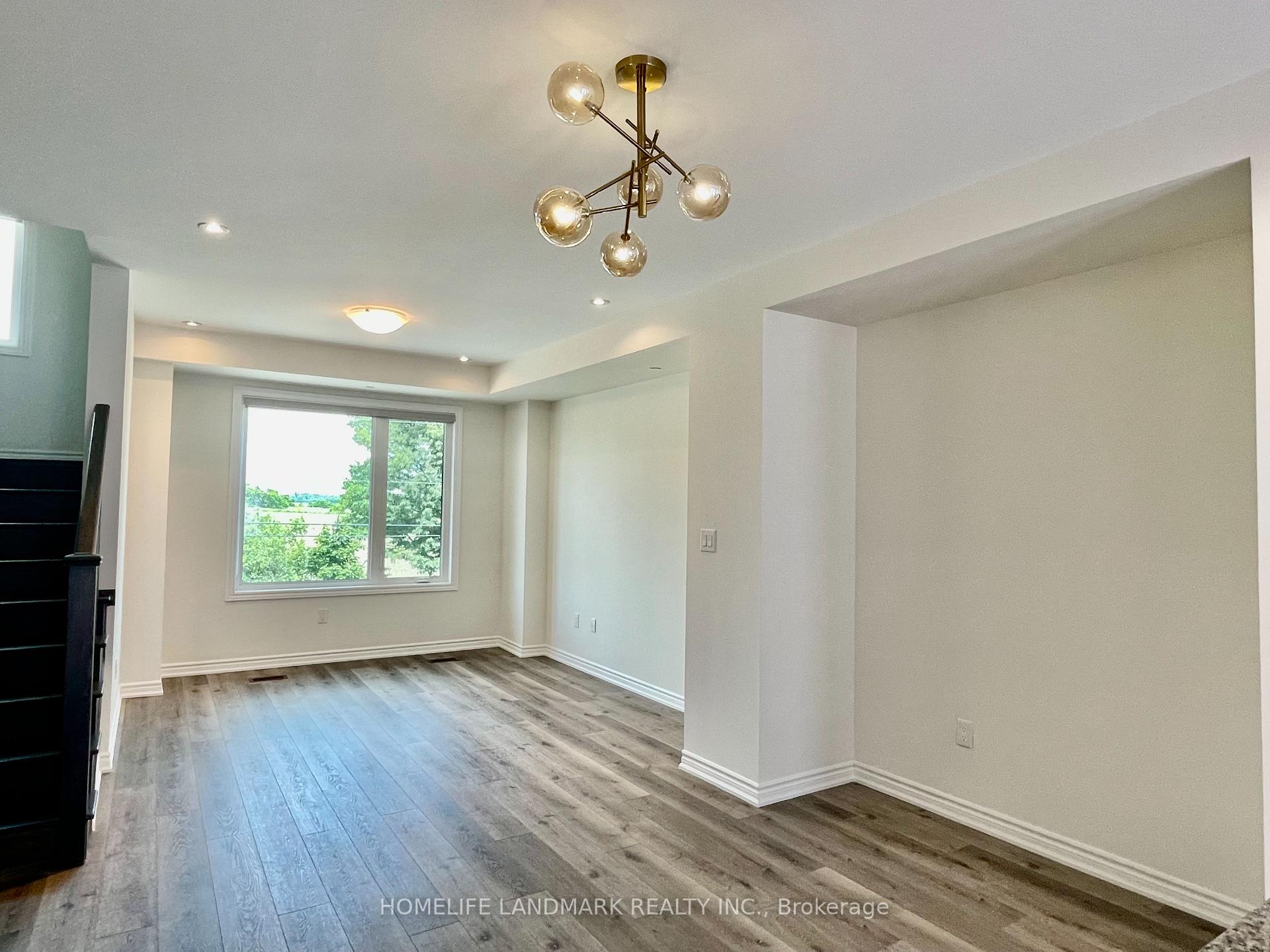 Photo 8 of 3165 Elgin Mills Road E, Markham, Victoria Square — HOMEH