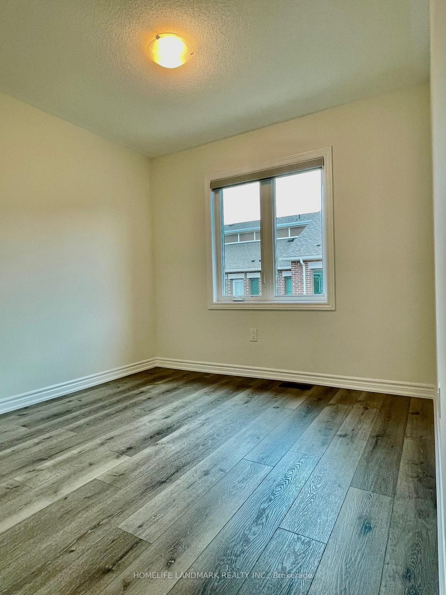 Photo 16 of 3165 Elgin Mills Road E, Markham, Victoria Square — HOMEH