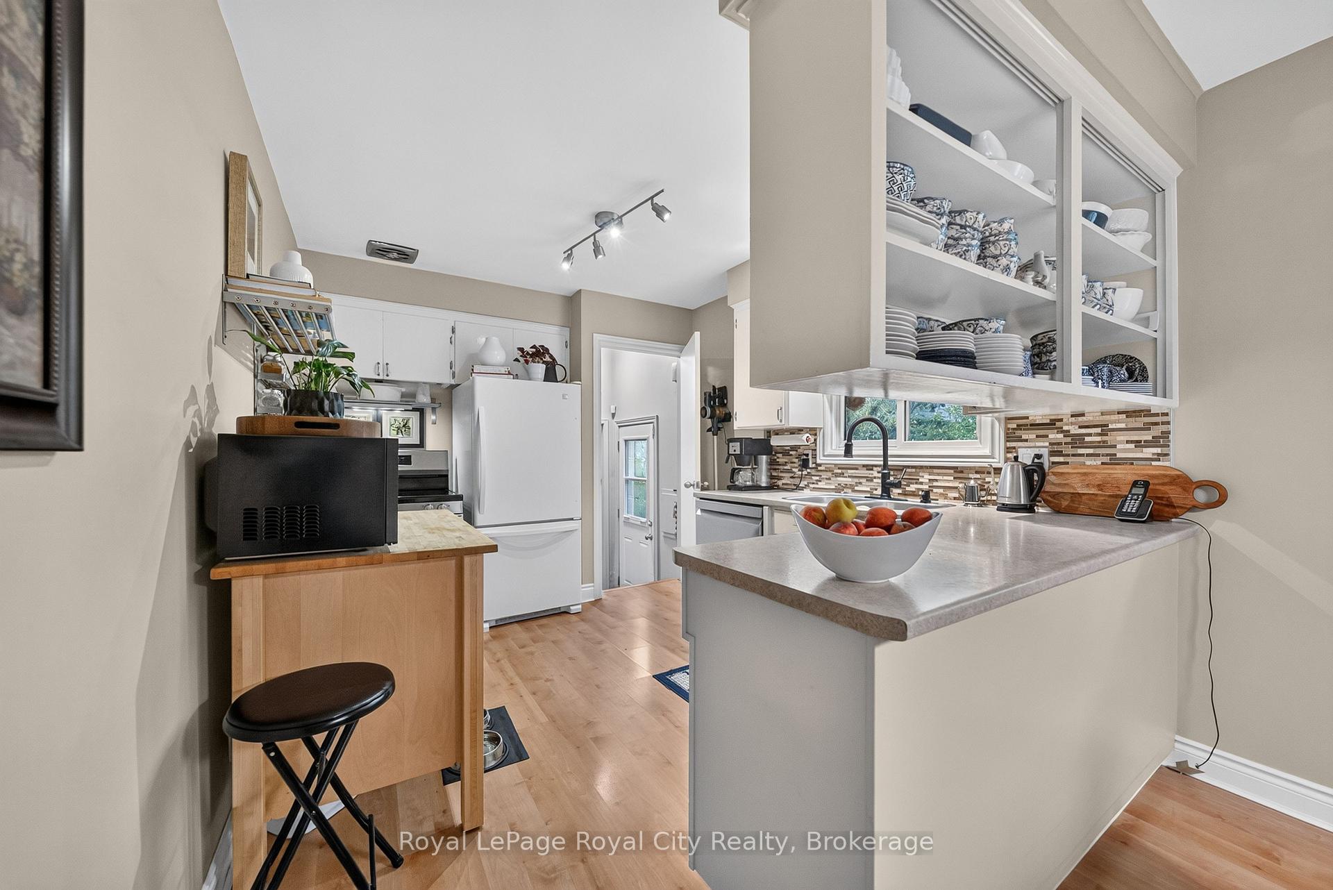 Photo 12 of 12 Tobey Avenue, Guelph, St. George's — HOMEH