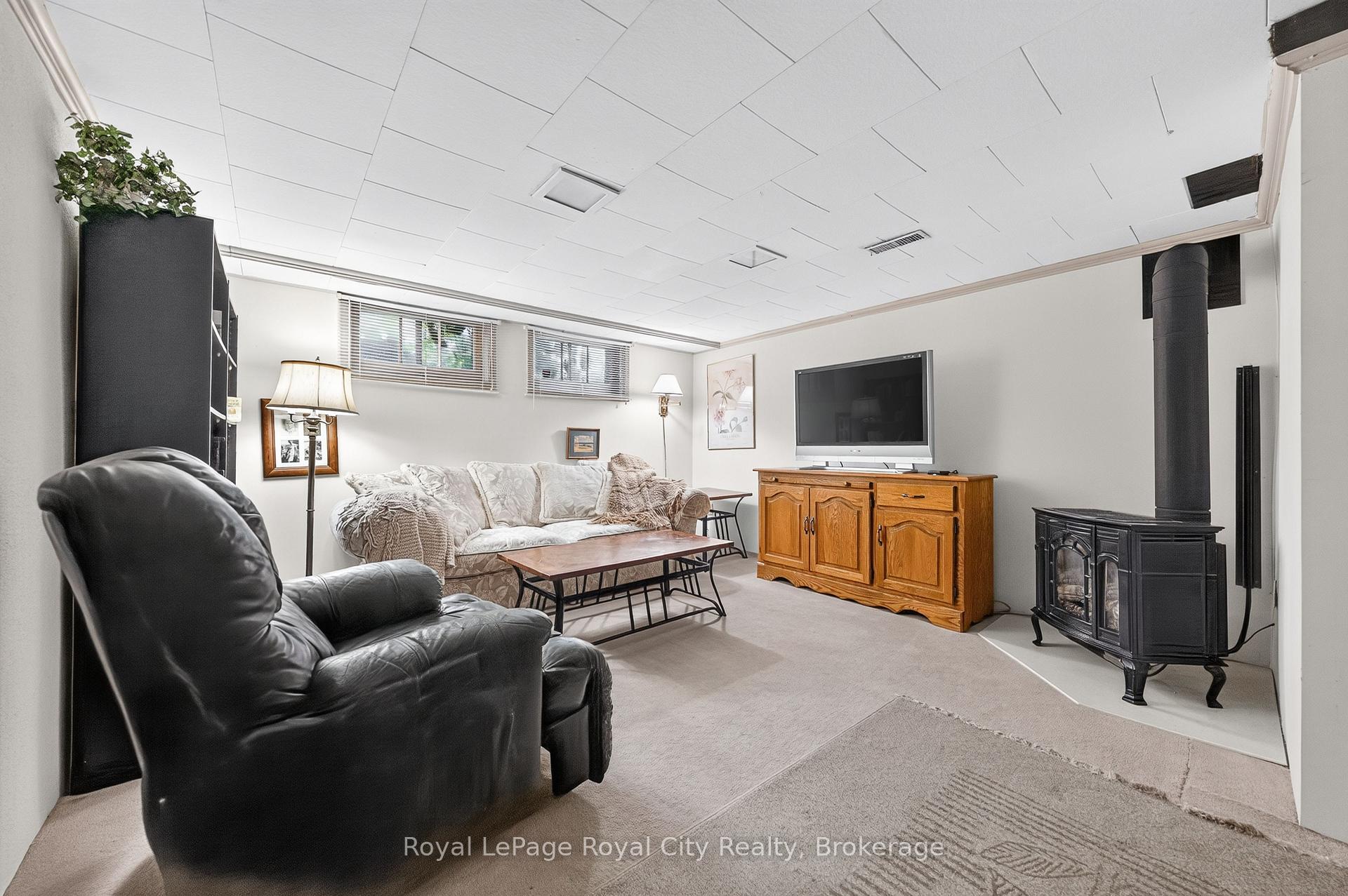 Photo 29 of 12 Tobey Avenue, Guelph, St. George's — HOMEH