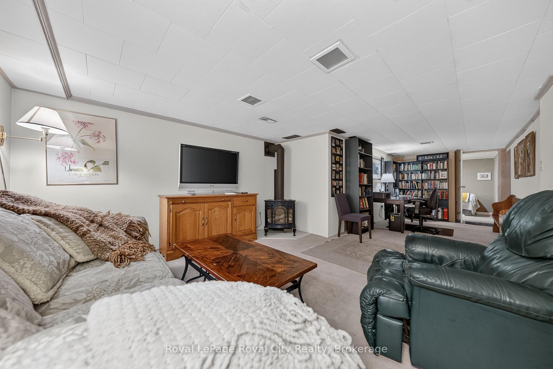 Photo 32 of 12 Tobey Avenue, Guelph, St. George's — HOMEH