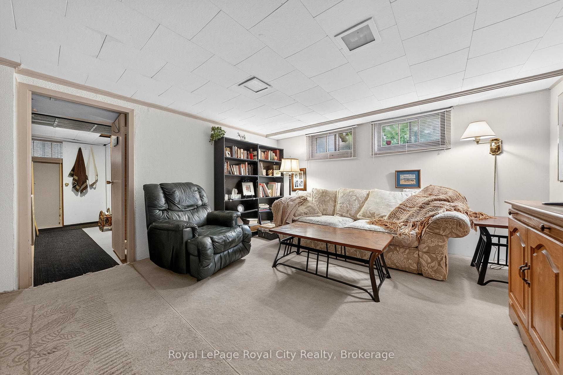 Photo 33 of 12 Tobey Avenue, Guelph, St. George's — HOMEH