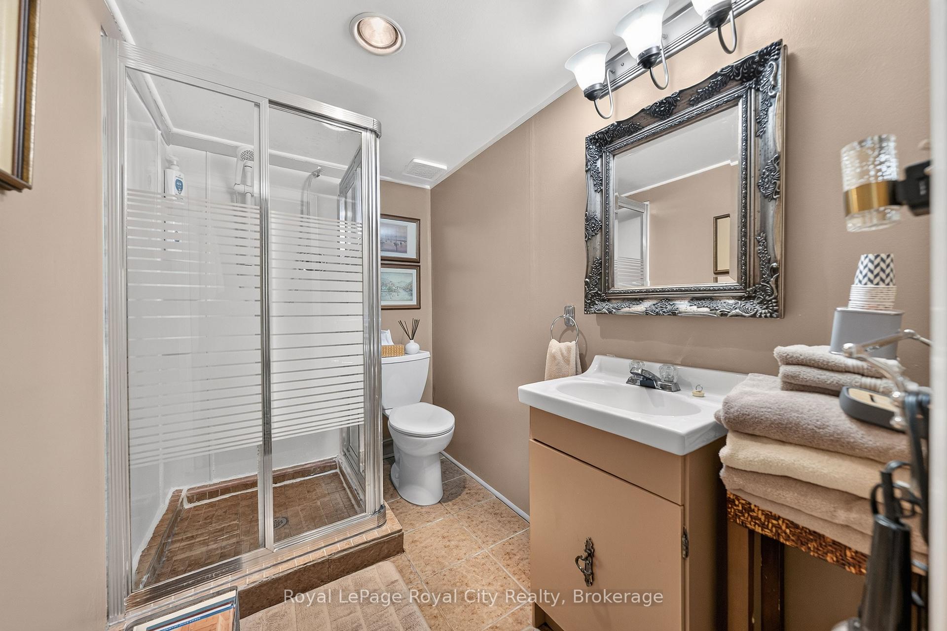 Photo 36 of 12 Tobey Avenue, Guelph, St. George's — HOMEH