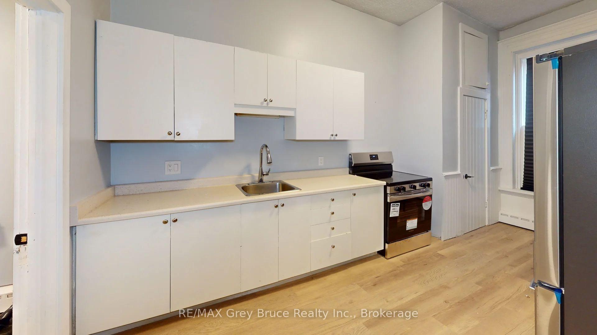 Photo 4 of Unit 2, 844 2nd Avenue E, Owen Sound — HOMEH