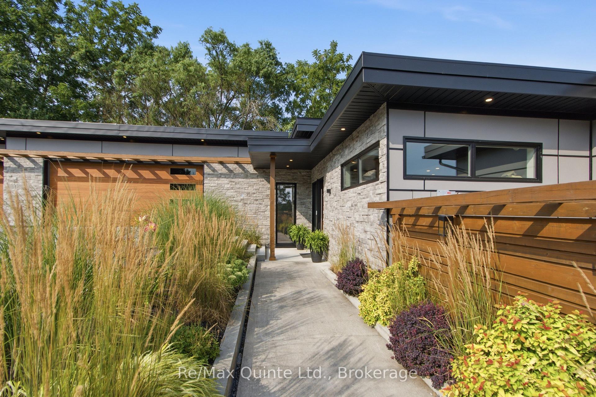 Photo 6 of 8 Bayview Point Road, Prince Edward County, Ameliasburg Ward — HOMEH