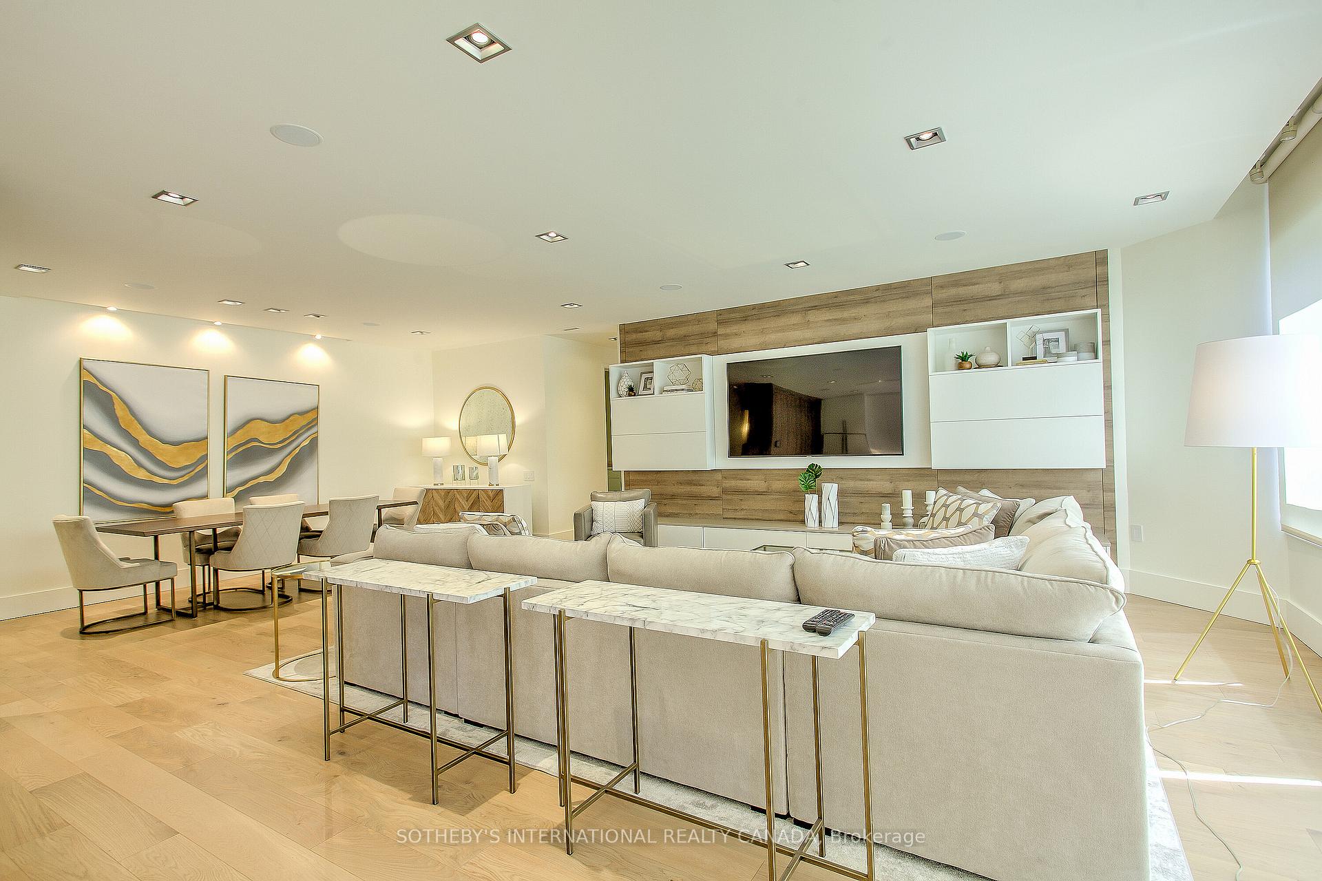 Photo 5 of Unit 2101, 20 Blue Jays Way, Toronto, Waterfront Communities — HOMEH