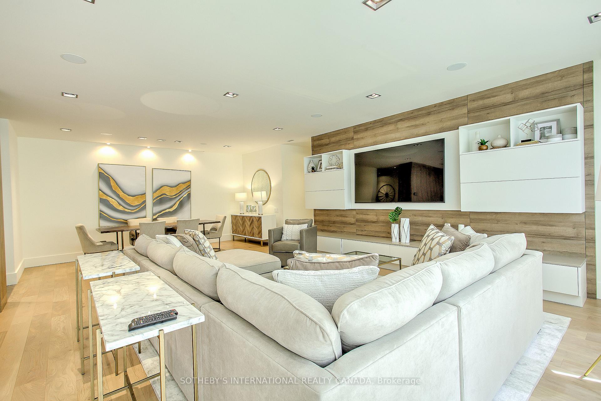 Photo 6 of Unit 2101, 20 Blue Jays Way, Toronto, Waterfront Communities — HOMEH