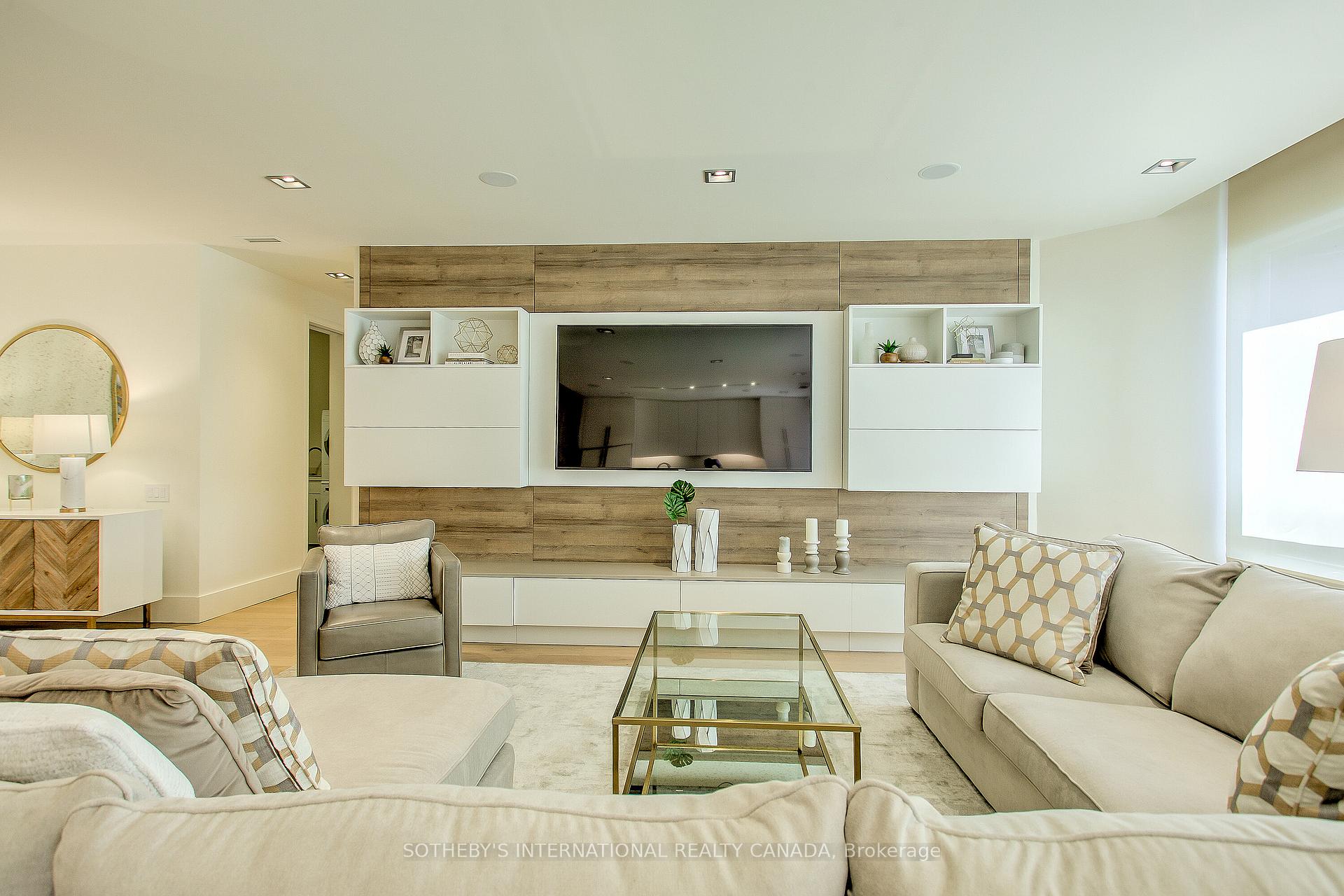 Photo 7 of Unit 2101, 20 Blue Jays Way, Toronto, Waterfront Communities — HOMEH