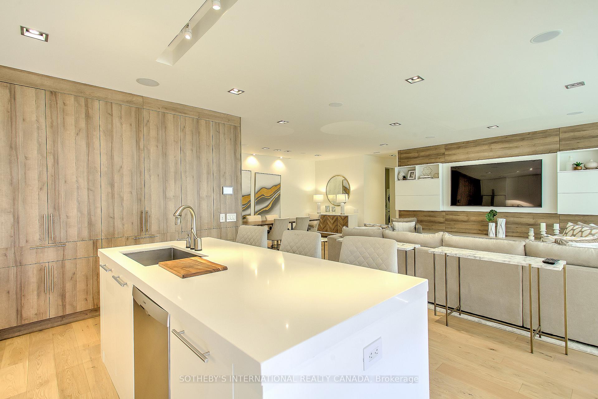 Photo 11 of Unit 2101, 20 Blue Jays Way, Toronto, Waterfront Communities — HOMEH