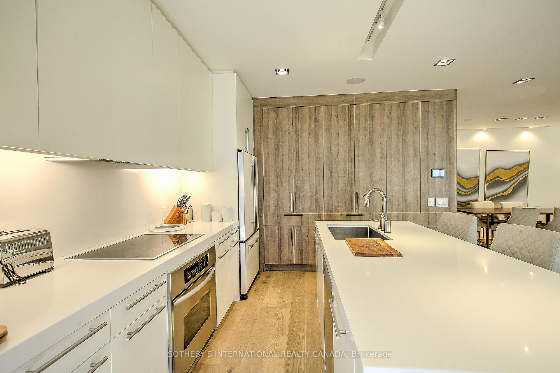 Photo 12 of Unit 2101, 20 Blue Jays Way, Toronto, Waterfront Communities — HOMEH