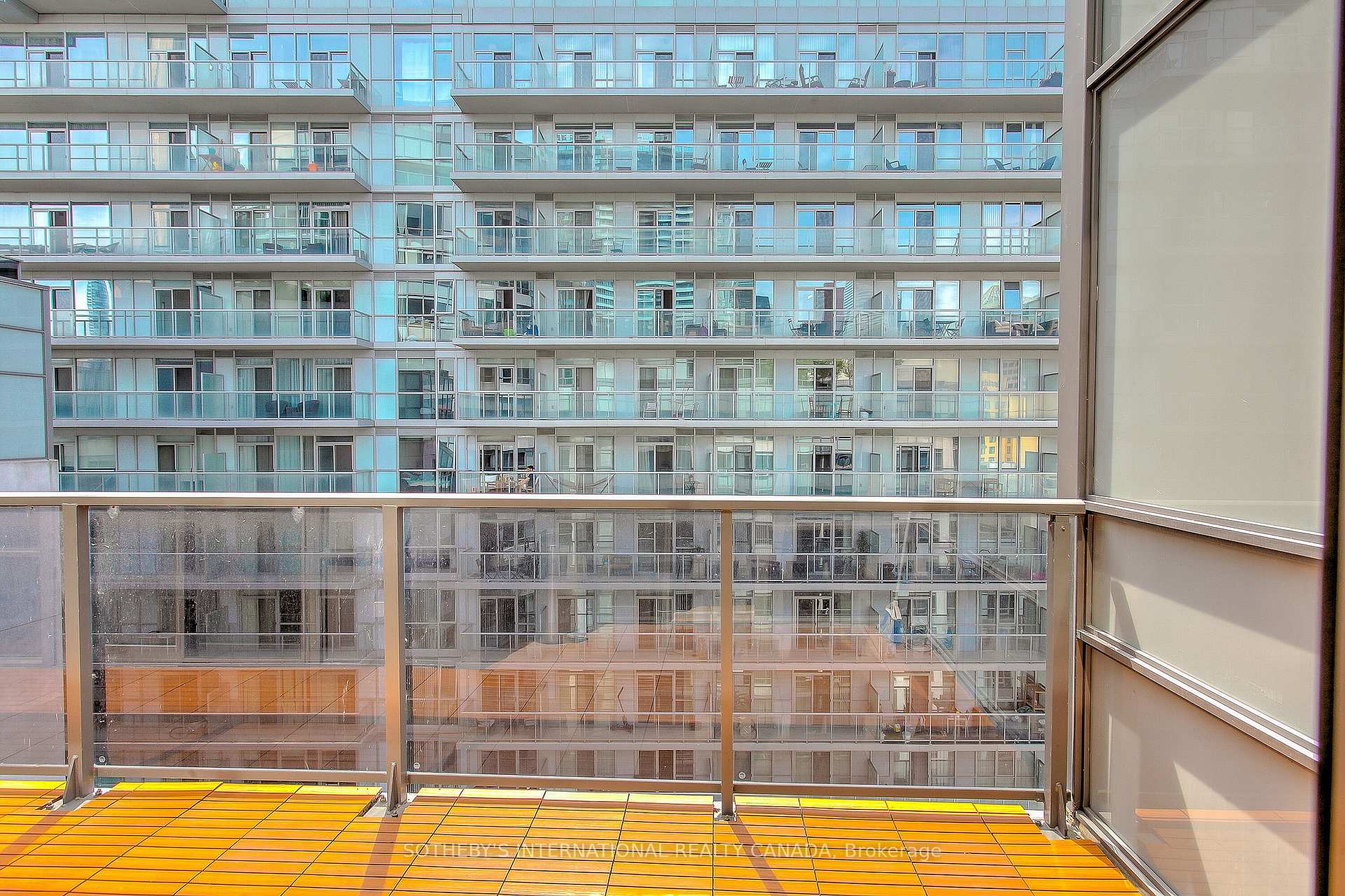 Photo 33 of Unit 2101, 20 Blue Jays Way, Toronto, Waterfront Communities — HOMEH