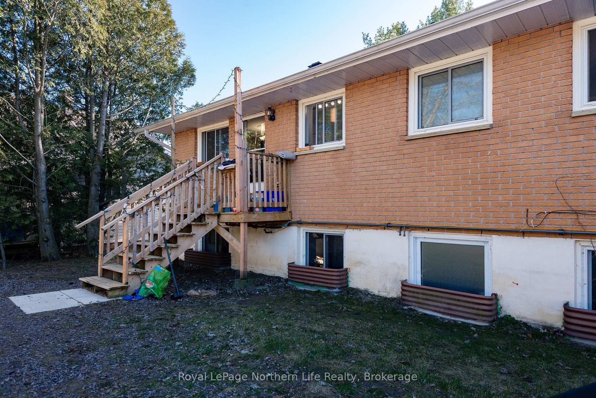 Photo 5 of 500 Valley View Drive N, Powassan — HOMEH