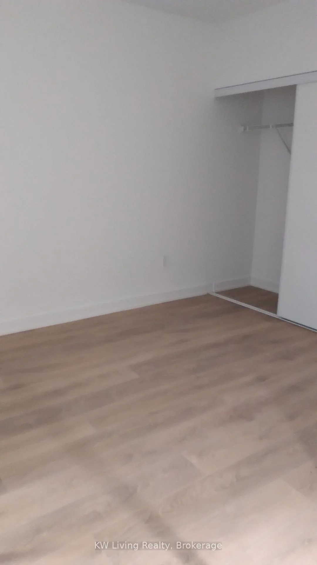 Photo 13 of Unit 612, 117 Broadway Avenue, Toronto, Mount Pleasant East — HOMEH