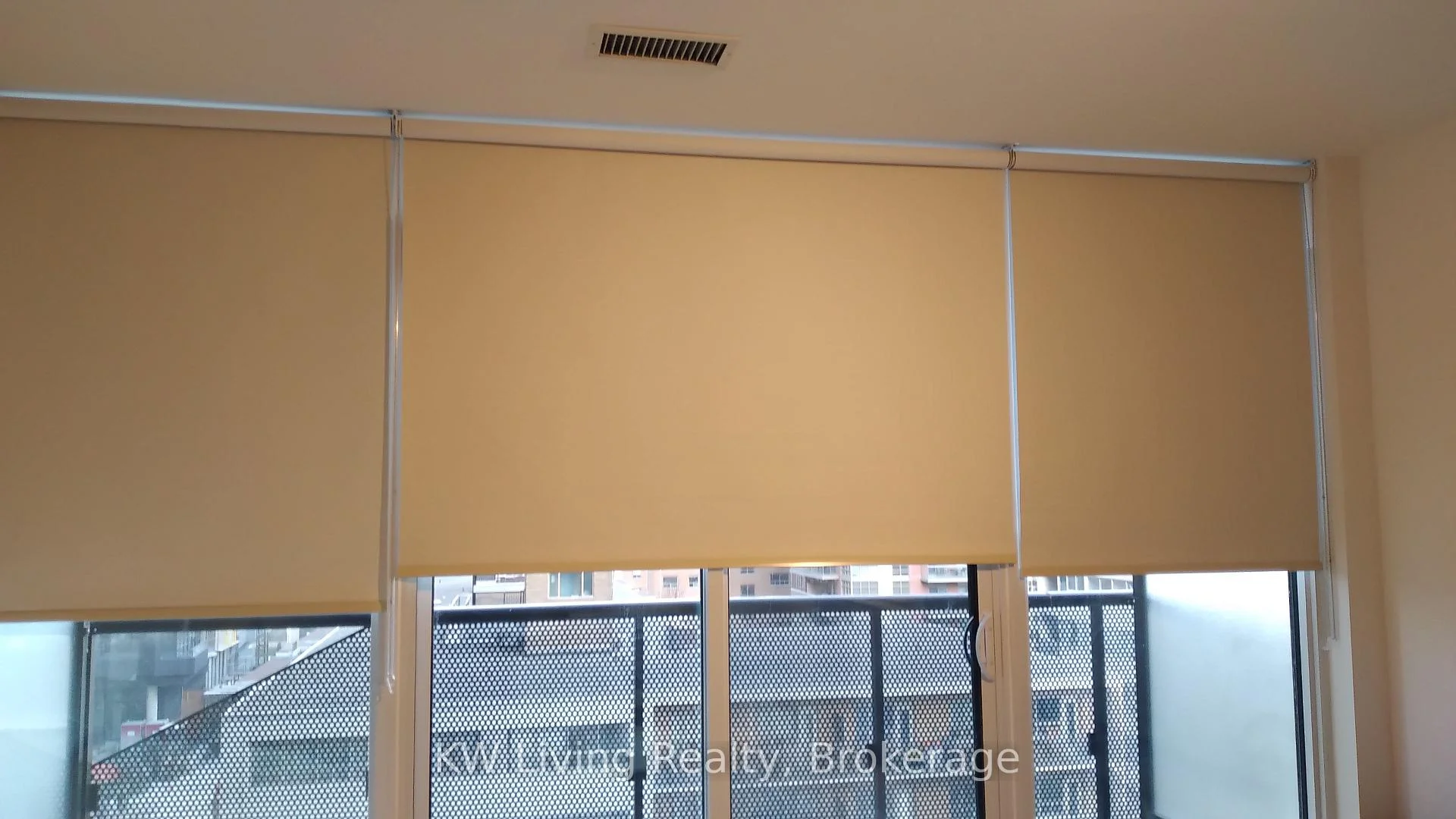 Photo 18 of Unit 612, 117 Broadway Avenue, Toronto, Mount Pleasant East — HOMEH