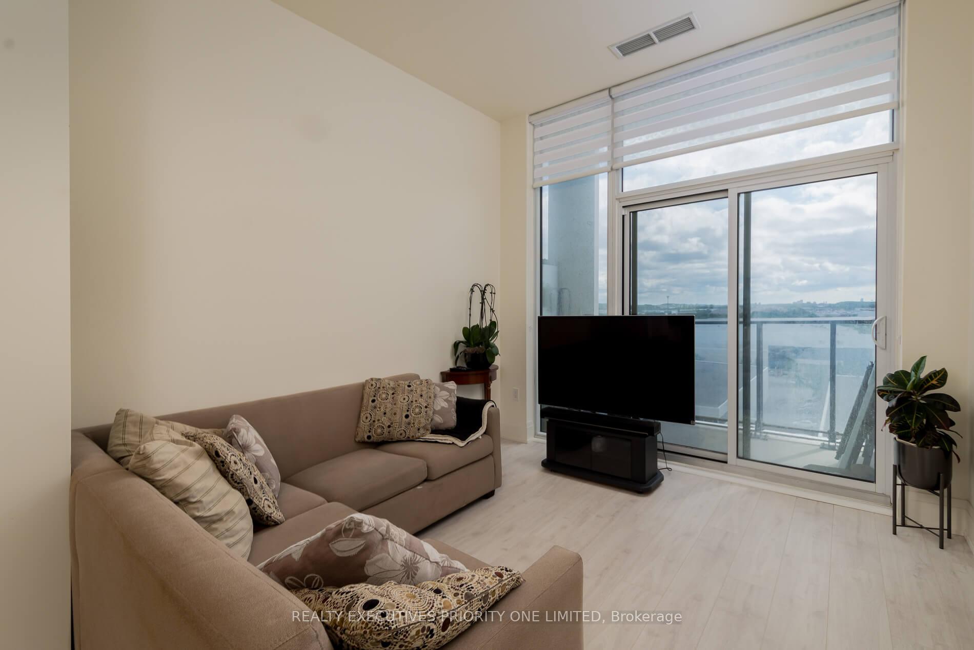 Photo 11 of Unit 707, 9000 Jane Street, Vaughan, Vellore Village — HOMEH