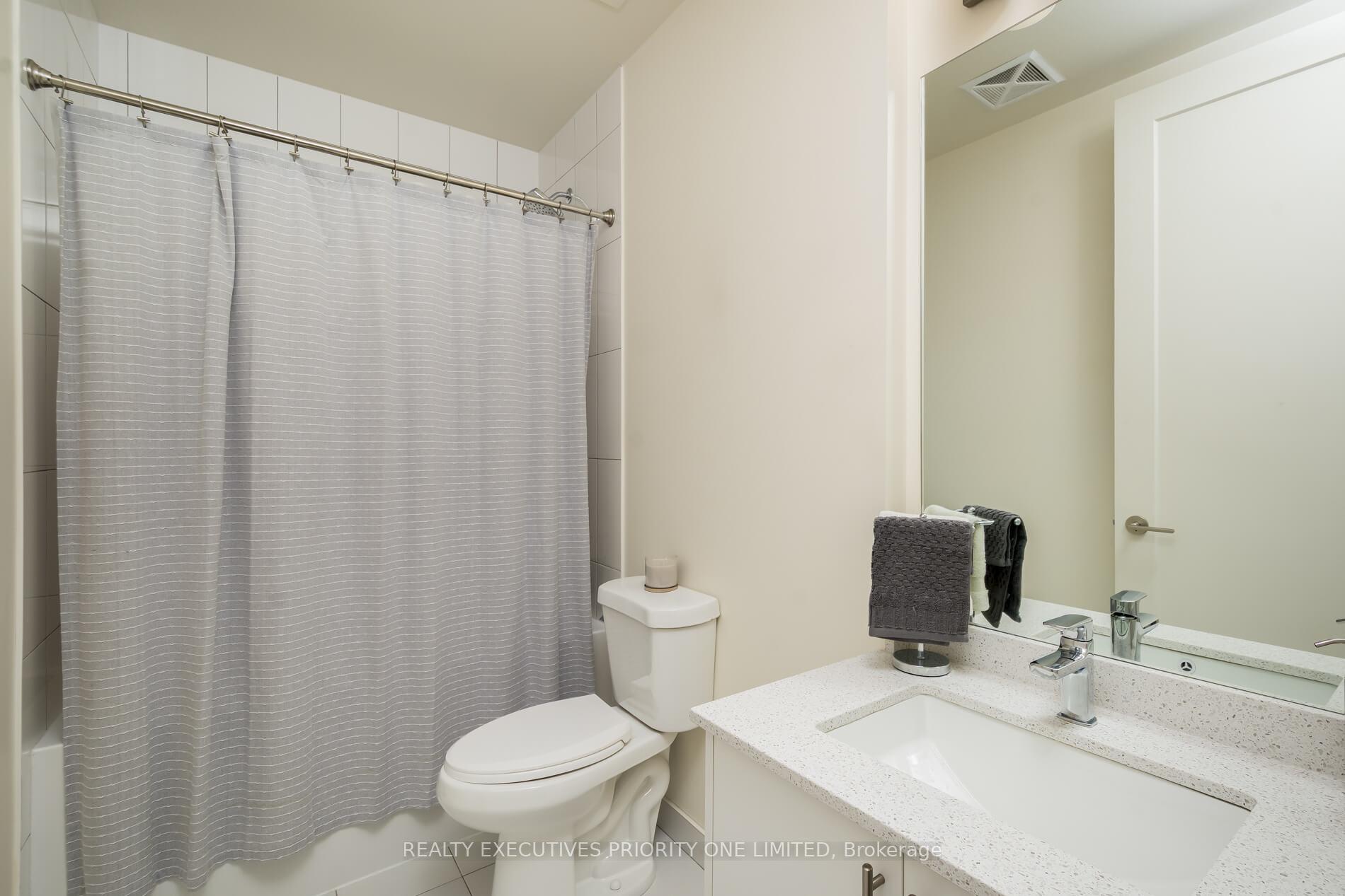 Photo 15 of Unit 707, 9000 Jane Street, Vaughan, Vellore Village — HOMEH