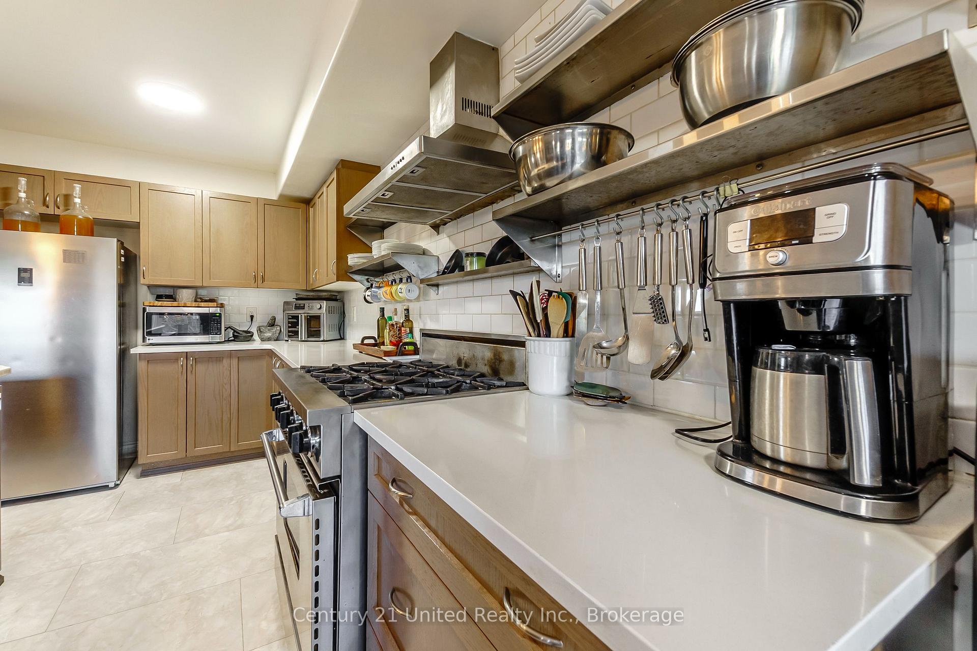 Photo 9 of 810 Hargrove Trail, Peterborough, Ashburnham Ward 4 — HOMEH
