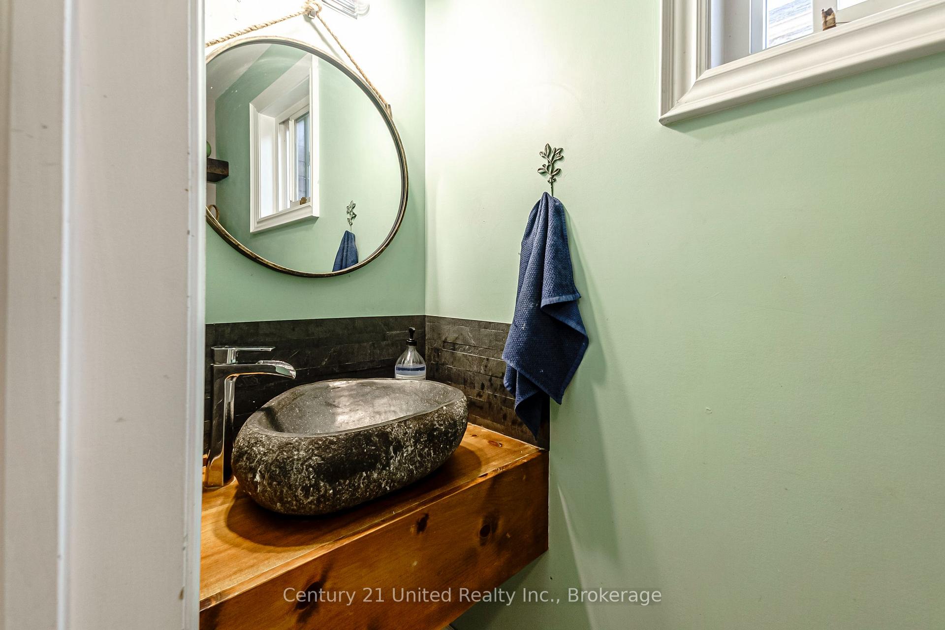 Photo 17 of 810 Hargrove Trail, Peterborough, Ashburnham Ward 4 — HOMEH