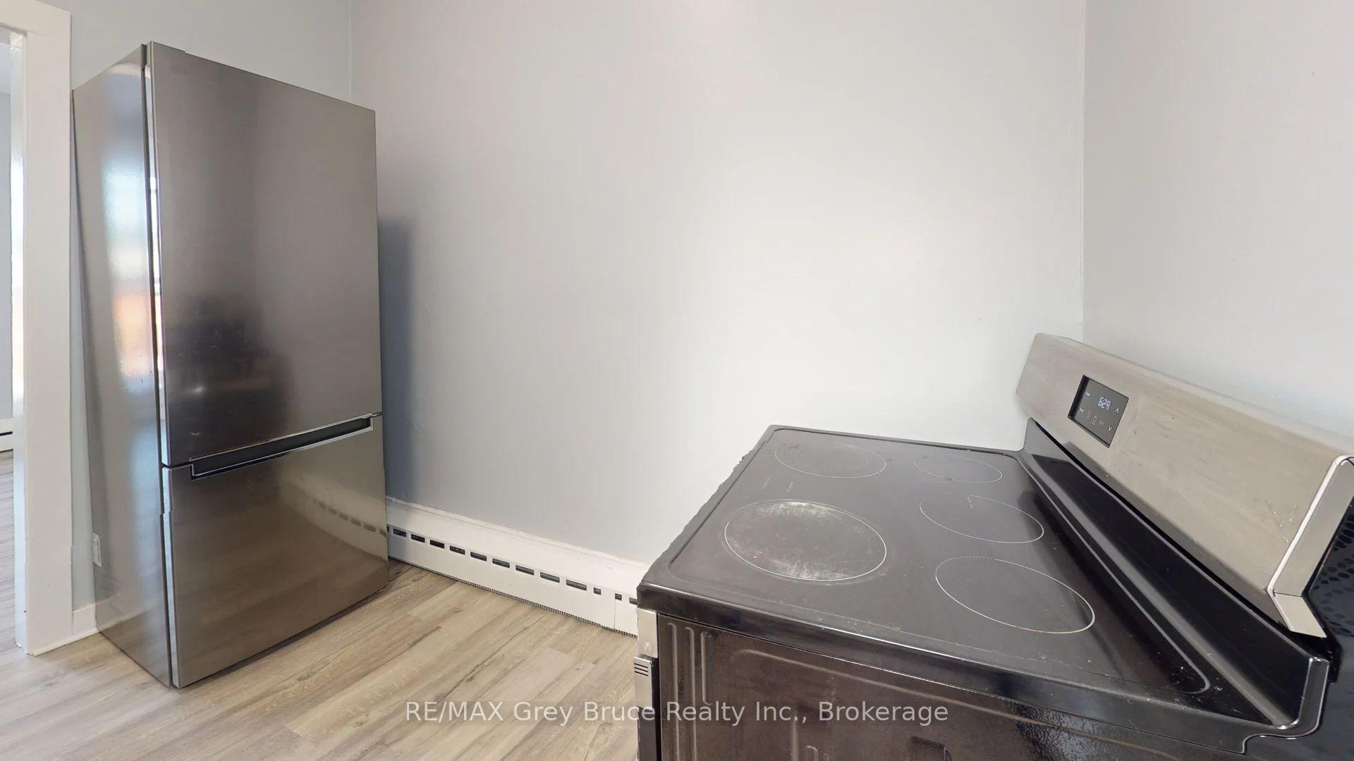 Photo 7 of Unit 6, 844 2nd Avenue E, Owen Sound — HOMEH