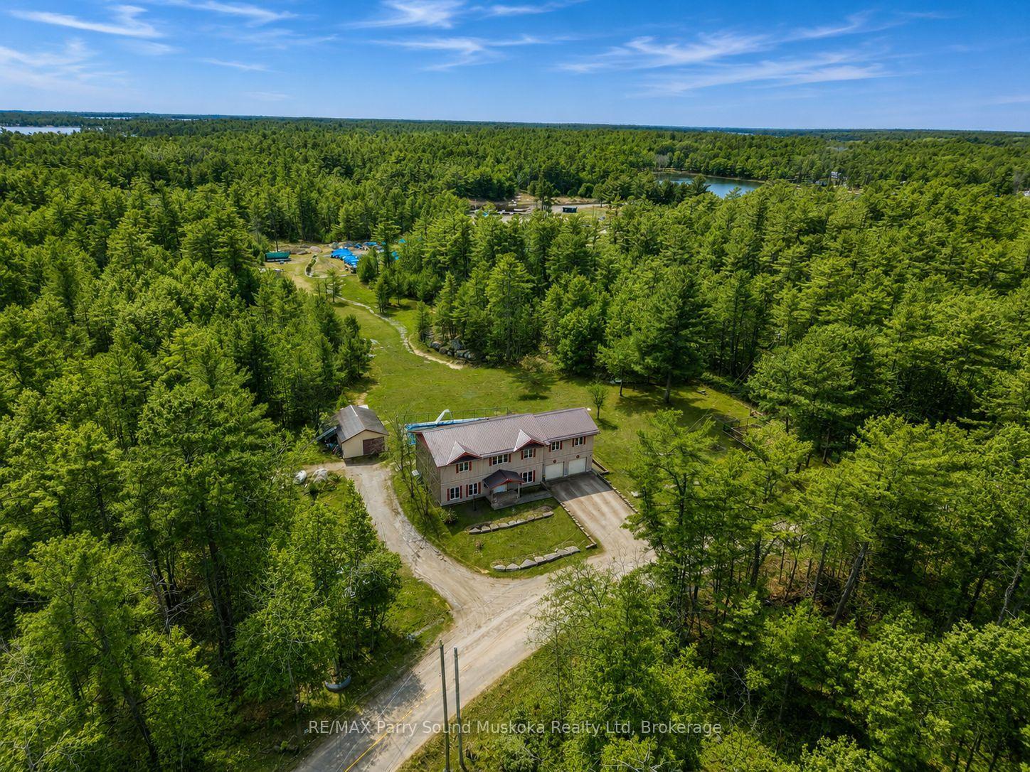 Photo 3 of 217 South Shore Road, The Archipelago, Archipelago North — HOMEH