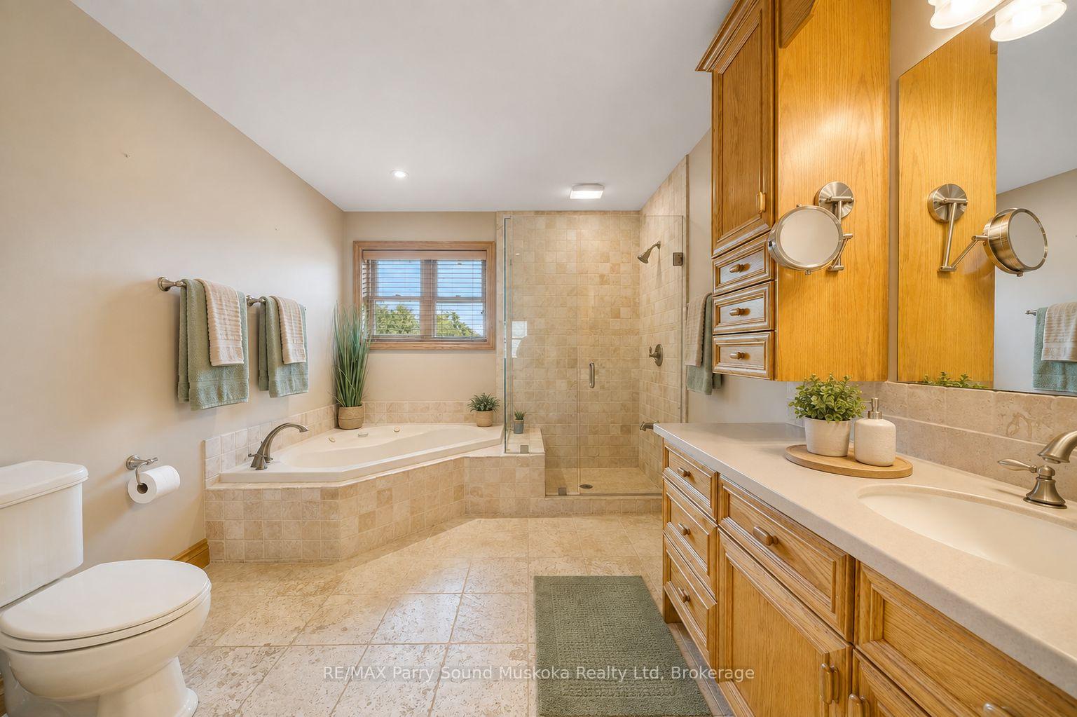 Photo 40 of 217 South Shore Road, The Archipelago, Archipelago North — HOMEH