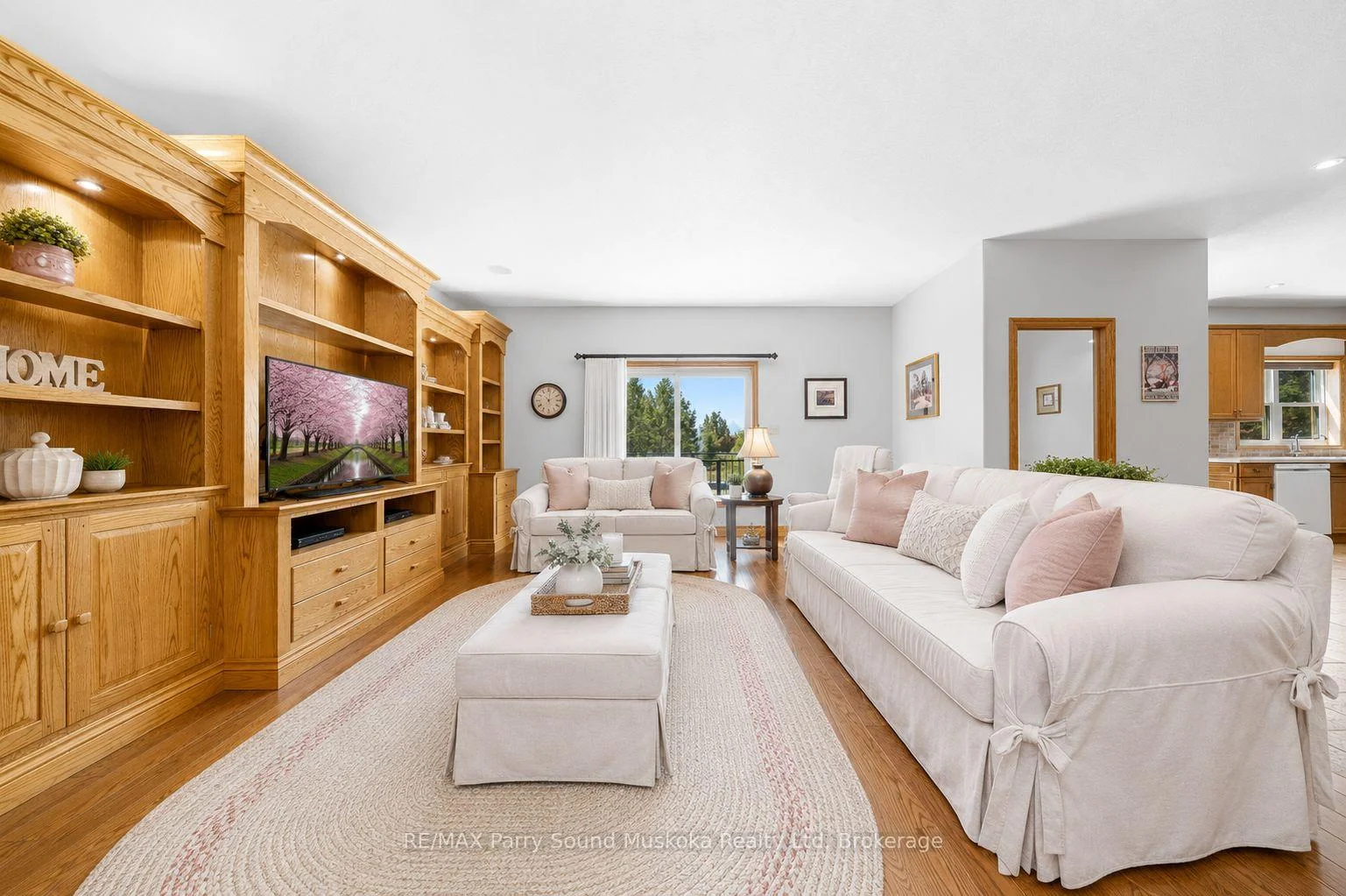 Photo 7 of 217 South Shore Road, The Archipelago, Archipelago North — HOMEH