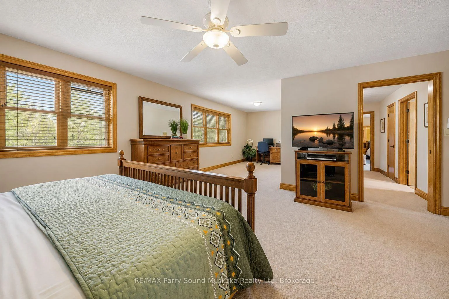 Photo 37 of 217 South Shore Road, The Archipelago, Archipelago North — HOMEH