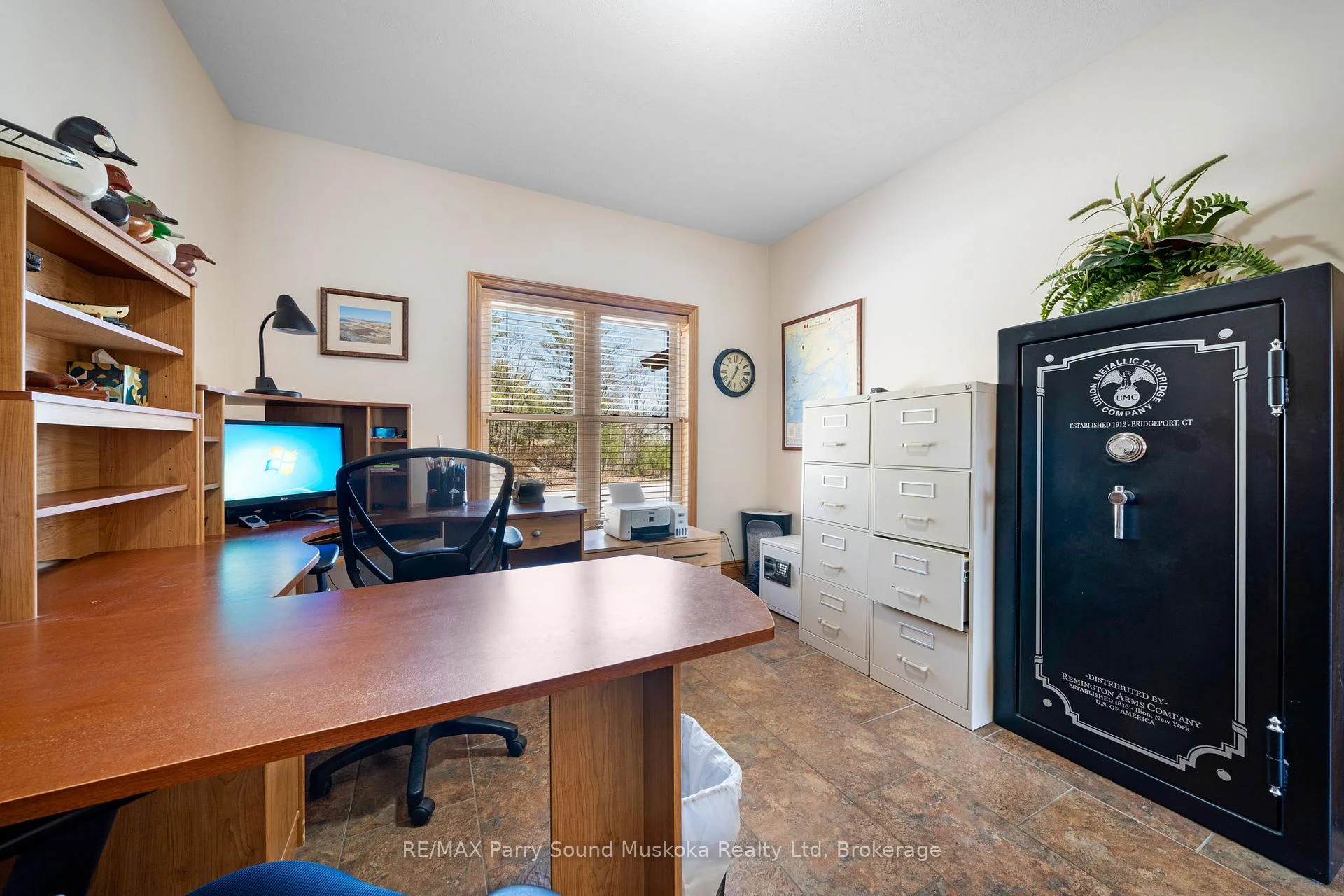 Photo 50 of 217 South Shore Road, The Archipelago, Archipelago North — HOMEH