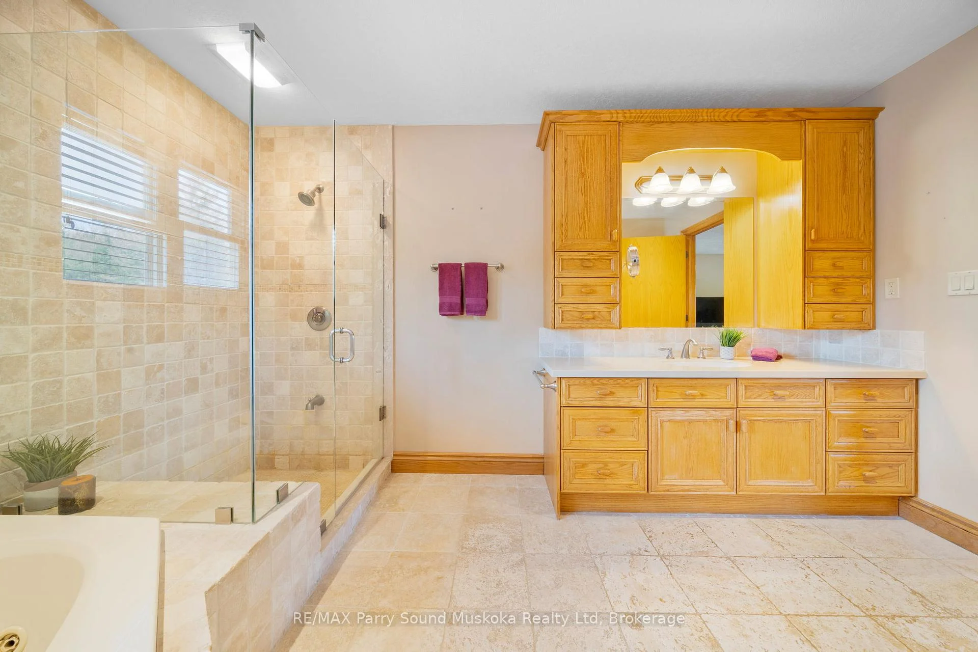 Photo 87 of 217 South Shore Road, The Archipelago, Archipelago North — HOMEH