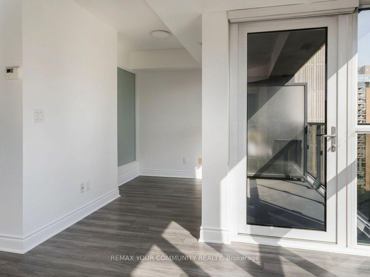 Photo 9 of Unit 3712, 28 Ted Rogers Way, Toronto, Church-Yonge Corridor — HOMEH