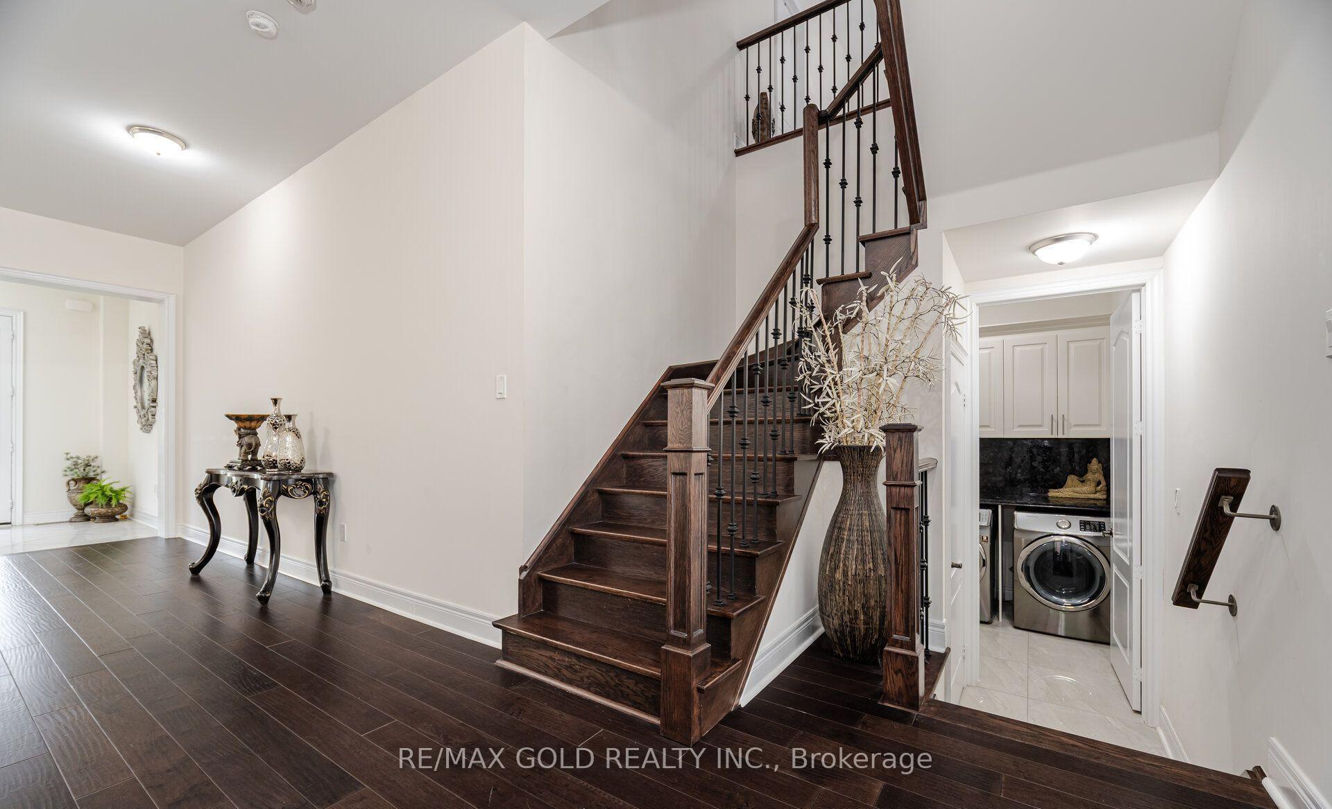 Photo 23 of 106 Rising Hill Ridge, Brampton, Bram West — HOMEH