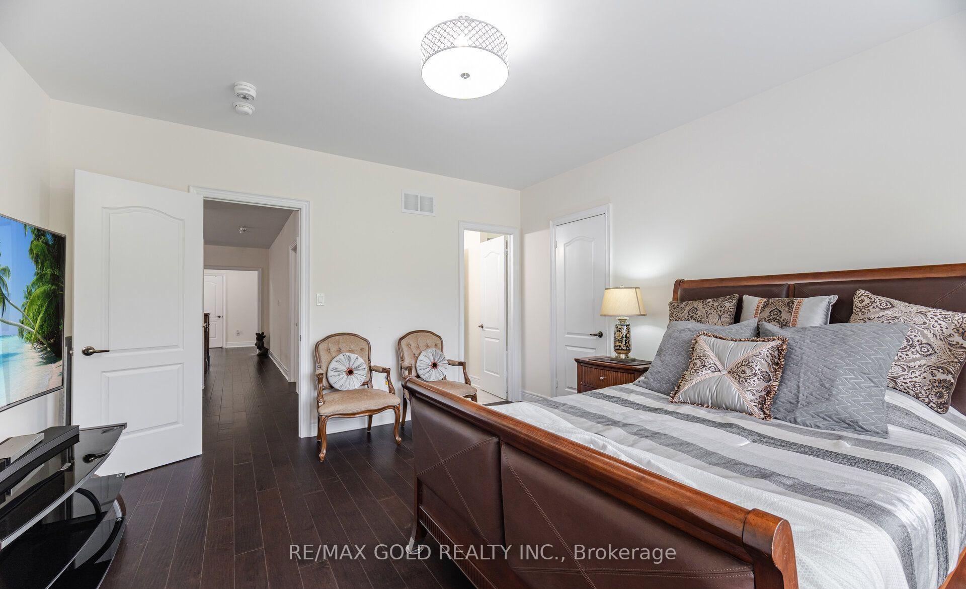 Photo 38 of 106 Rising Hill Ridge, Brampton, Bram West — HOMEH
