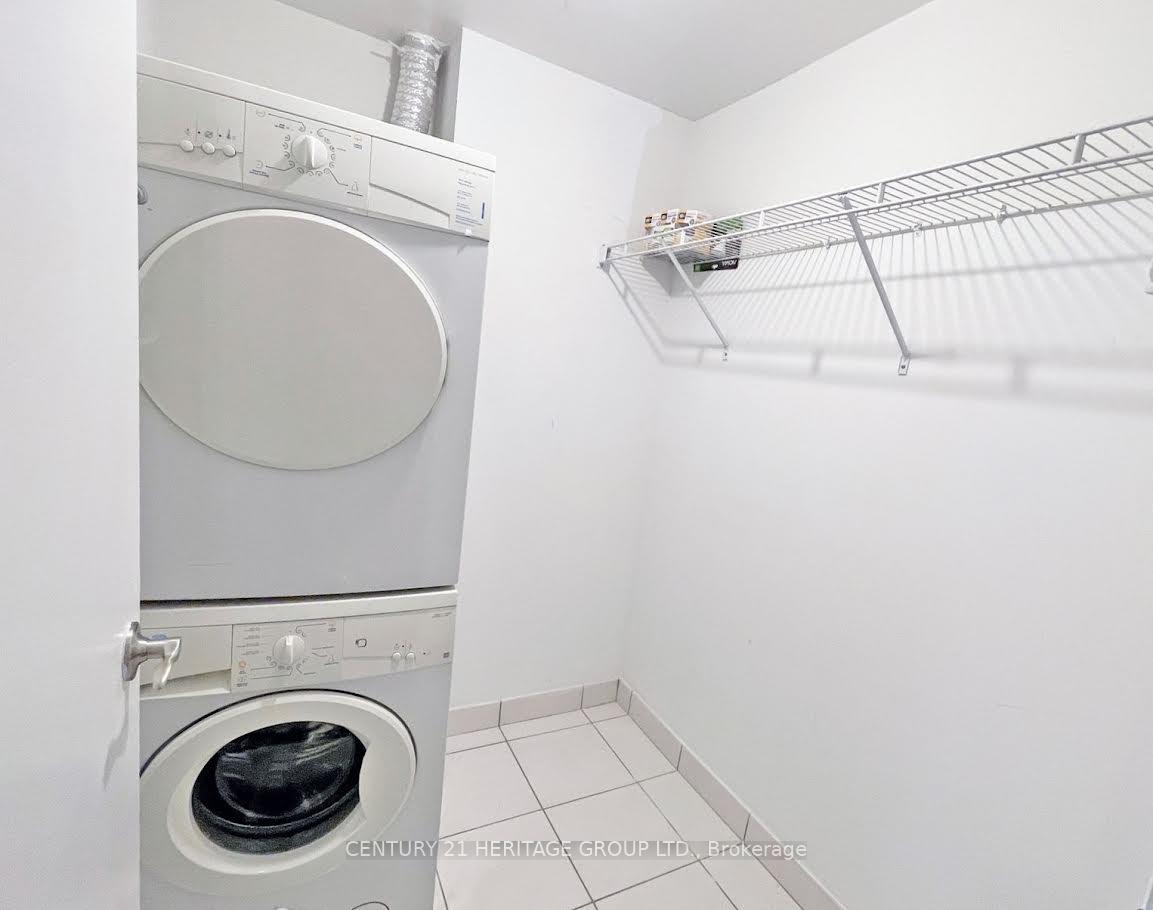Photo 12 of Unit 1305, 8 Scollard Street, Toronto, The Annex — HOMEH