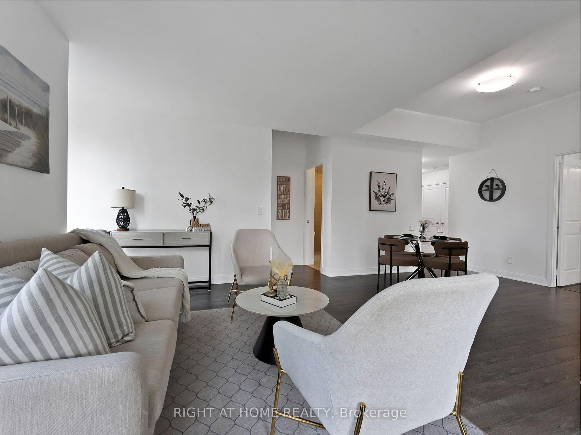 Photo 8 of Unit 812, 88 Broadway Avenue, Toronto, Mount Pleasant West — HOMEH