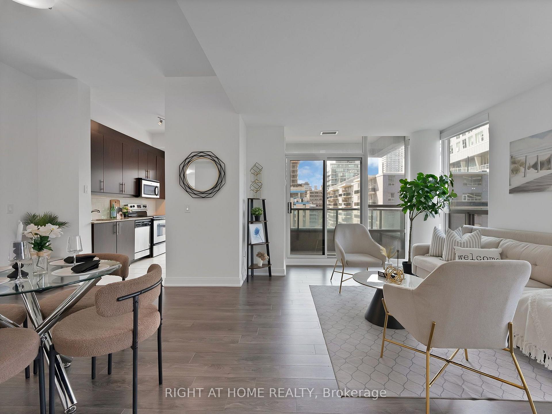 Photo 14 of Unit 812, 88 Broadway Avenue, Toronto, Mount Pleasant West — HOMEH