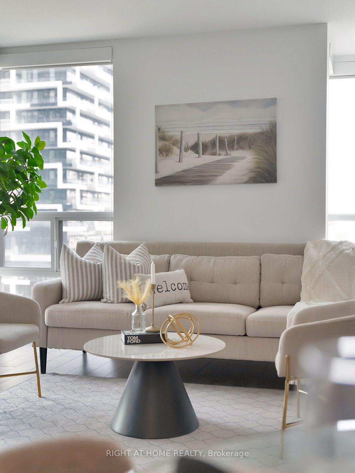 Photo 23 of Unit 812, 88 Broadway Avenue, Toronto, Mount Pleasant West — HOMEH