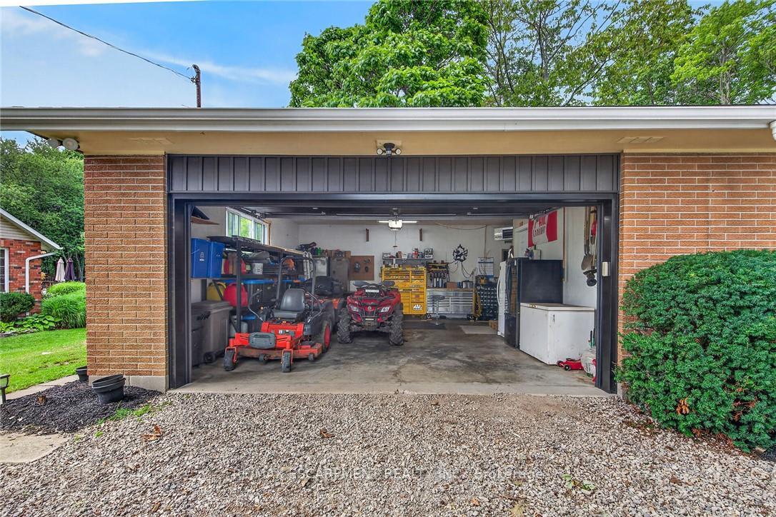 Photo 33 of 7079 Rainham Road, Haldimand, Dunnville — HOMEH